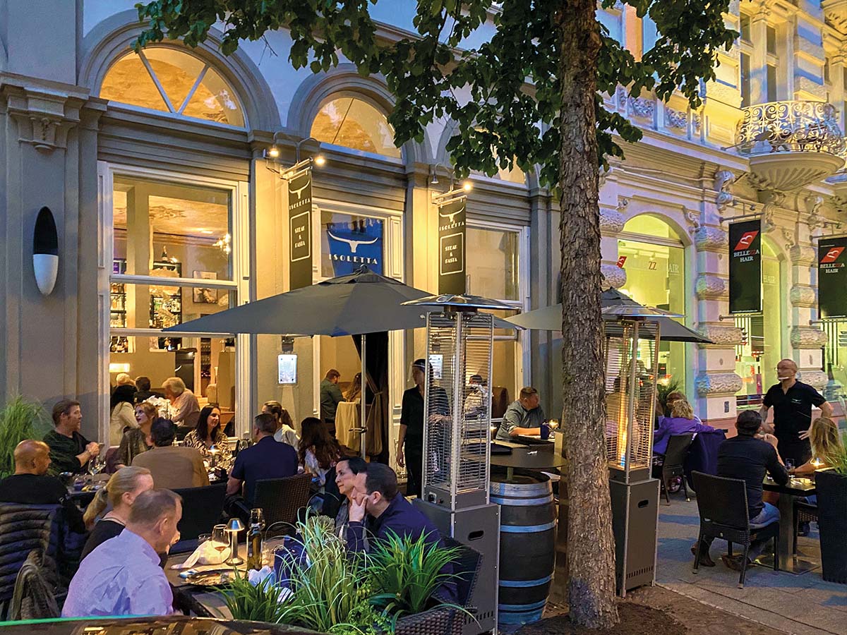 ISOLETTA Steak & Pasta - Terrasse